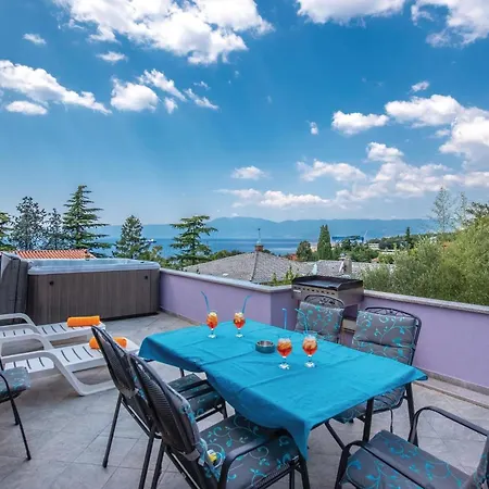 Apartment Amazing In With Jacuzzi Kostrena