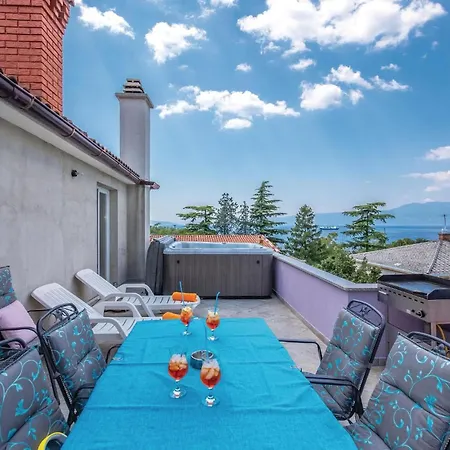 Apartment Amazing In With Jacuzzi Kostrena